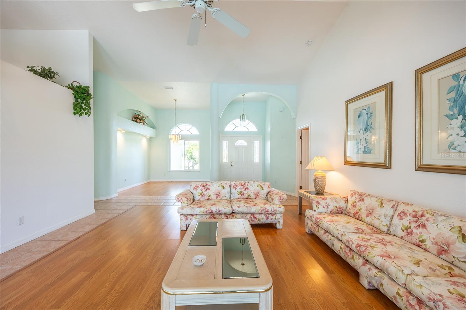 Search Properties for Sale 4 3902 SE 13TH AVENUE