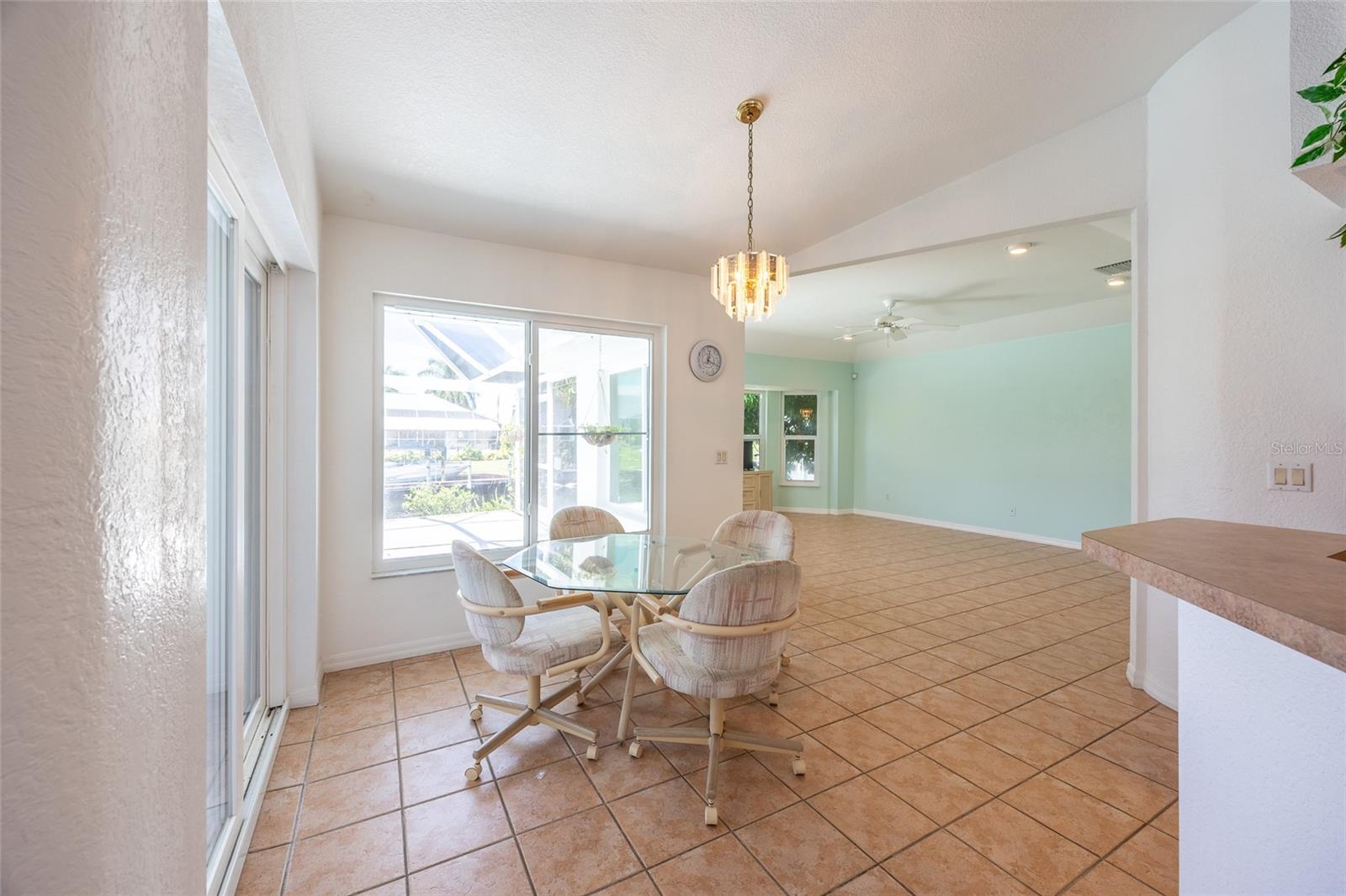 Search Properties for Sale 3 3902 SE 13TH AVENUE