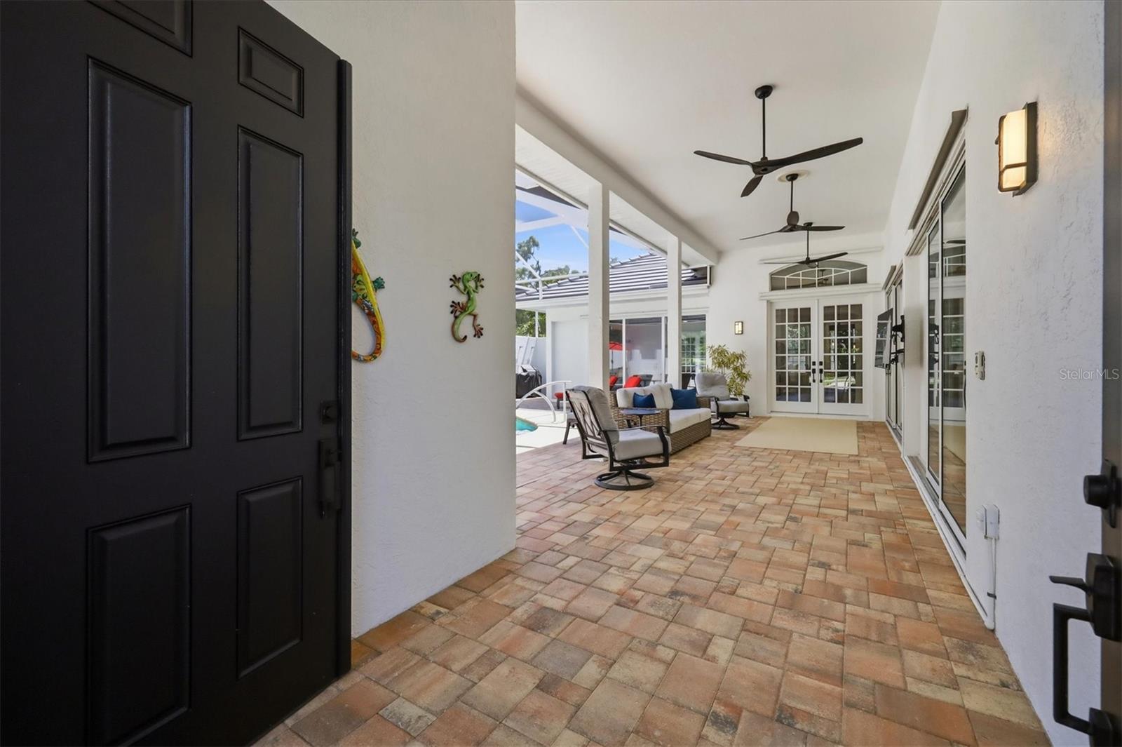 8708 WOODBRIAR DRIVE