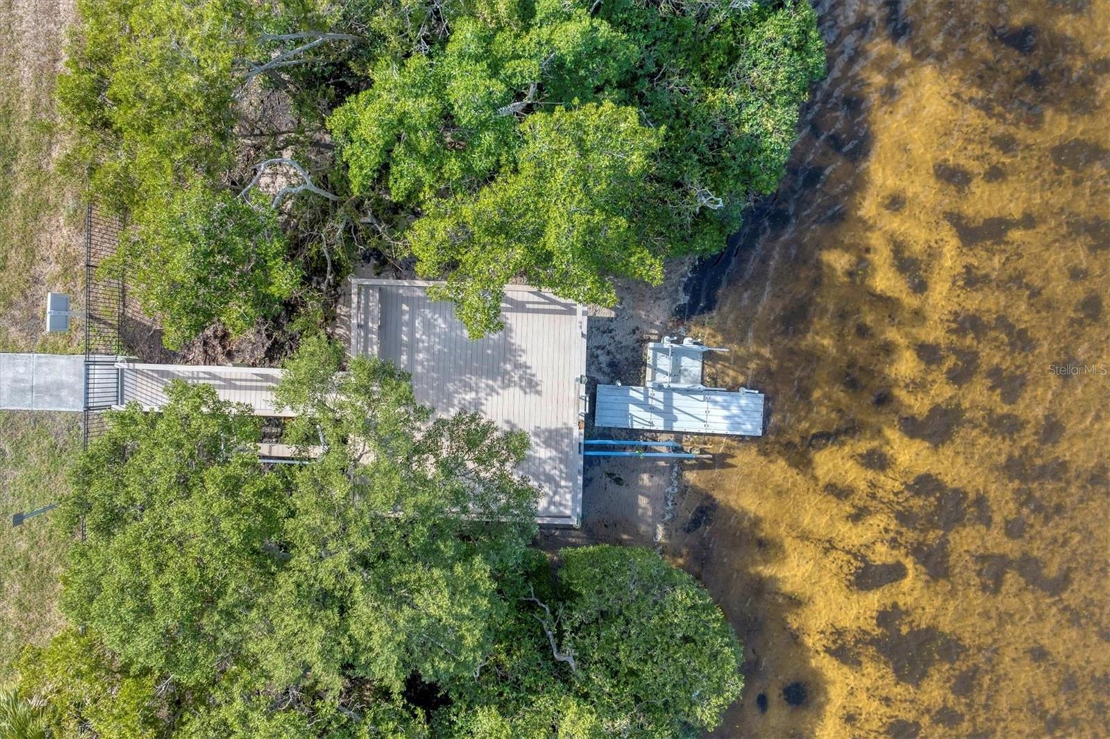 PALMA SOLA BAY CLUB - Residential