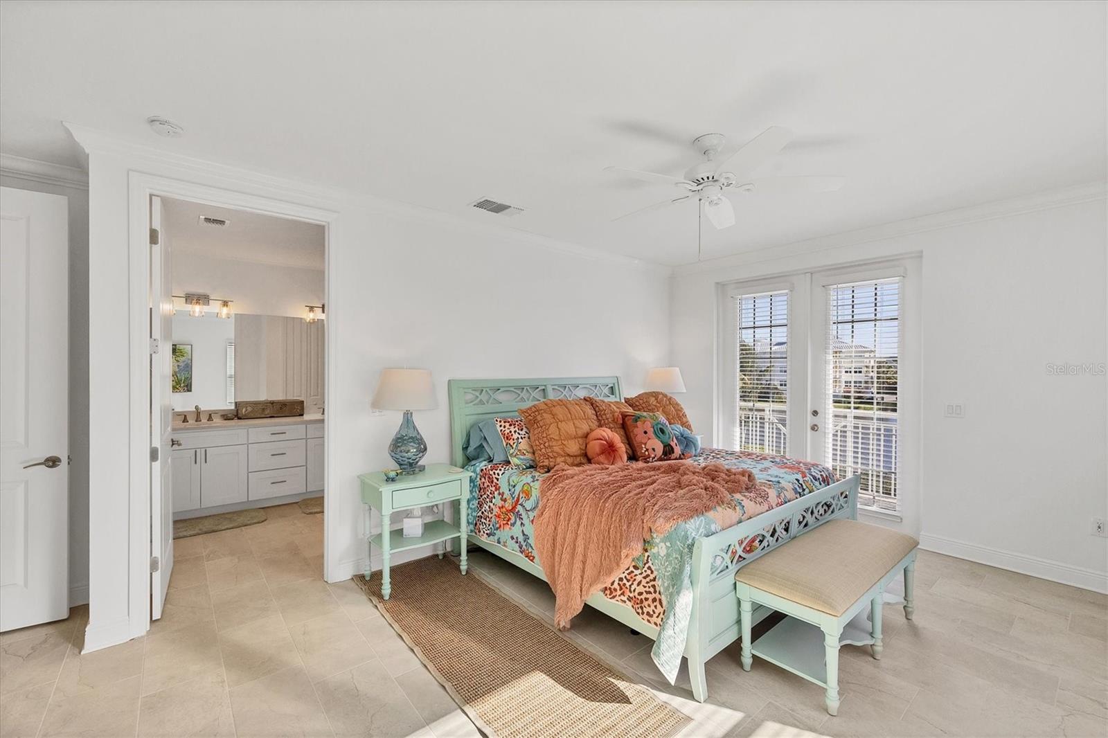 PALMA SOLA BAY CLUB - Residential