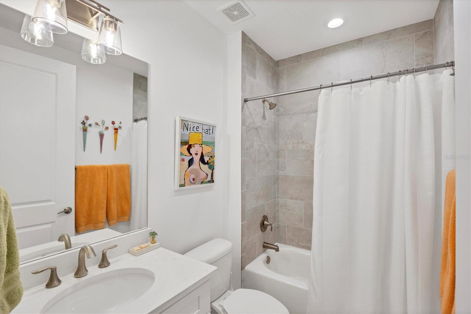 PALMA SOLA BAY CLUB - Residential