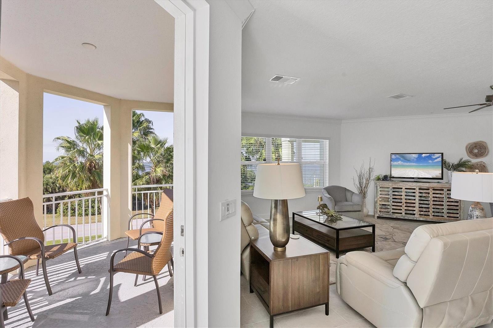 PALMA SOLA BAY CLUB - Residential