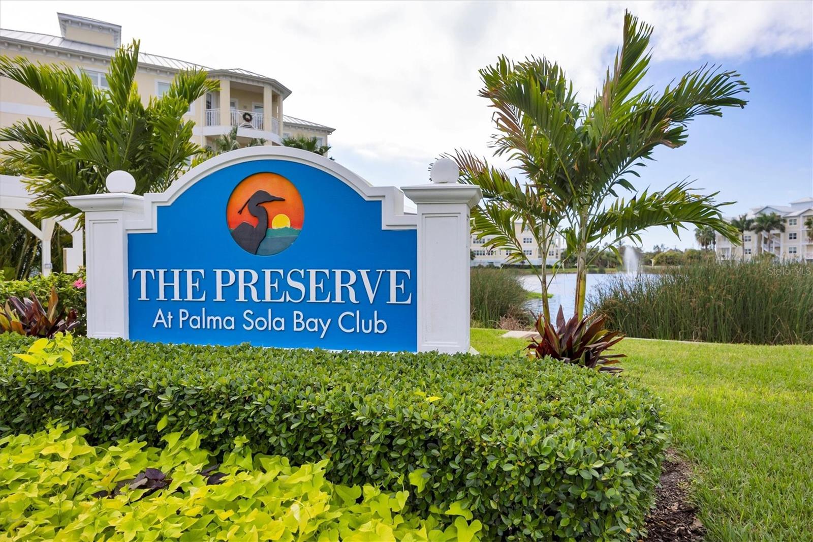 PALMA SOLA BAY CLUB - Residential