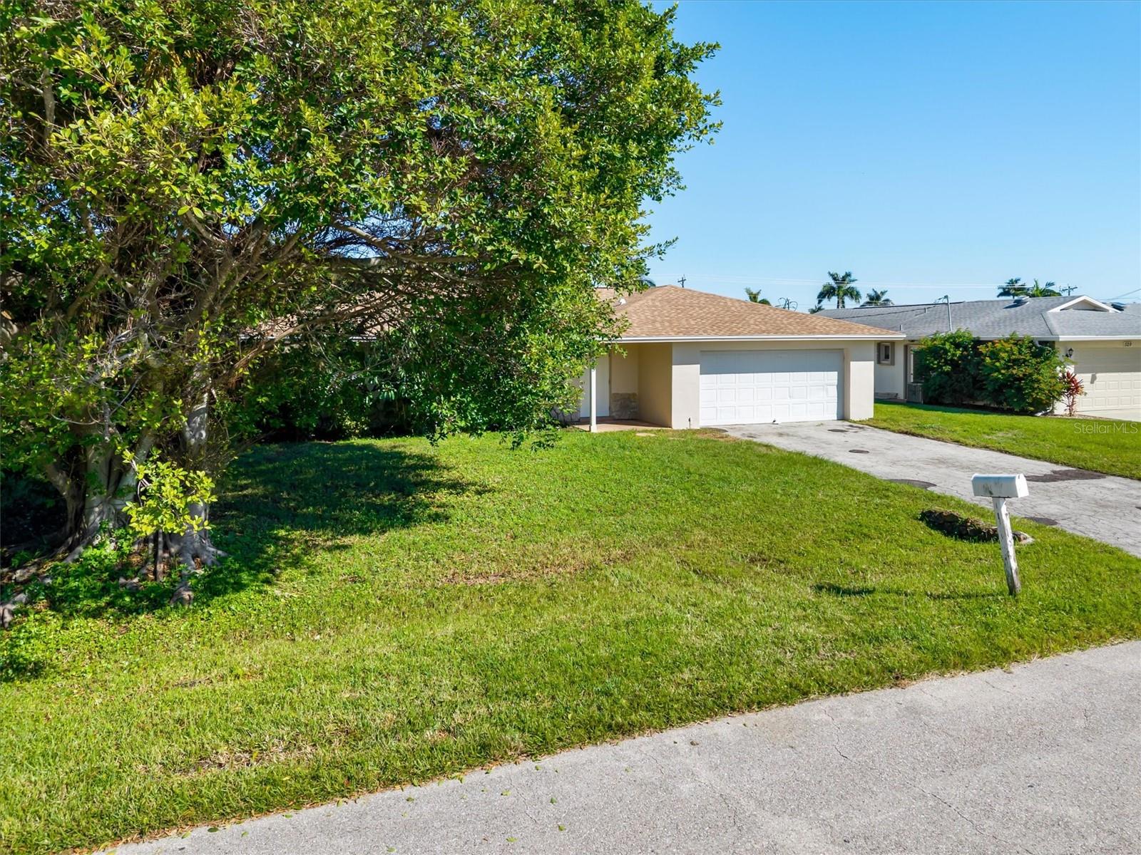 525 SE 35TH STREET