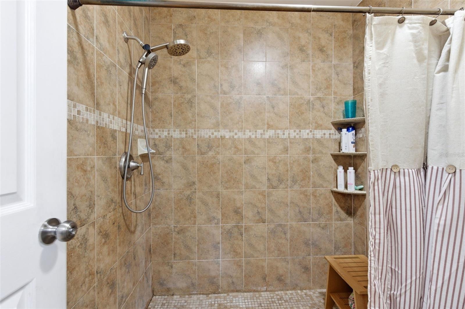 NOELL HEIGHTS UNIT TWO - Residential