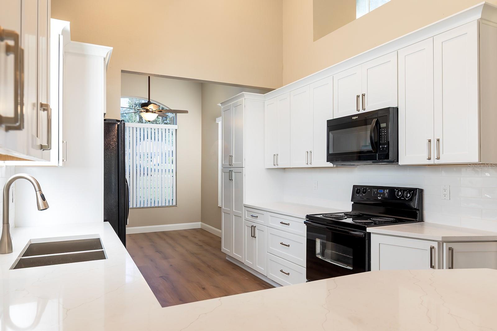 MONTCLAIR PH 01 - Residential