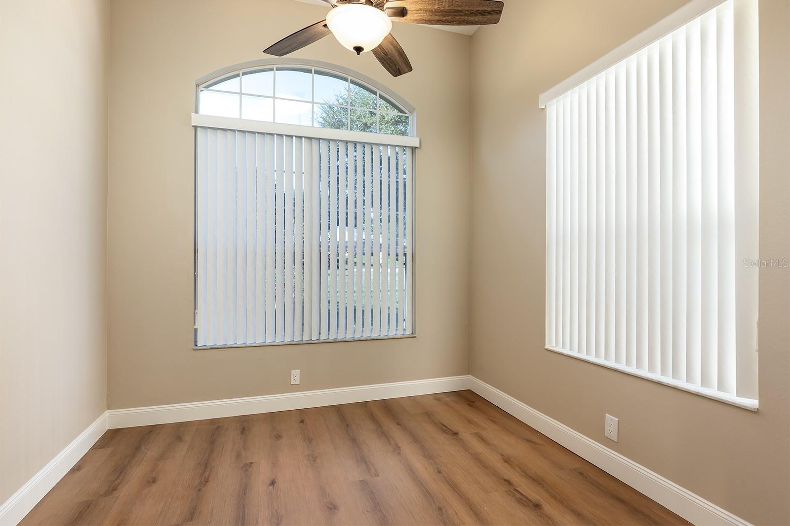 MONTCLAIR PH 01 - Residential