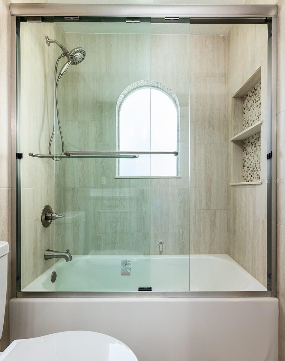 MONTCLAIR PH 01 - Residential