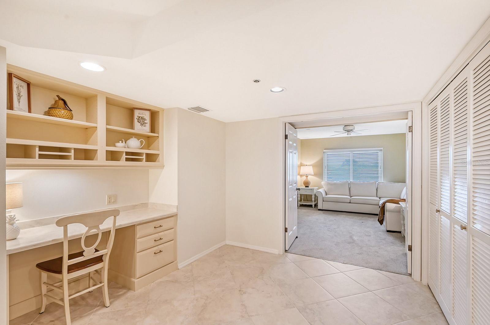 550 FLAMINGO DRIVE 202