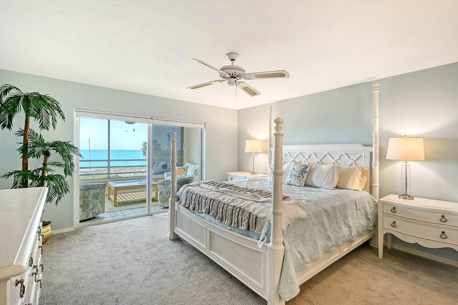 ISLAND SHORES - Residential