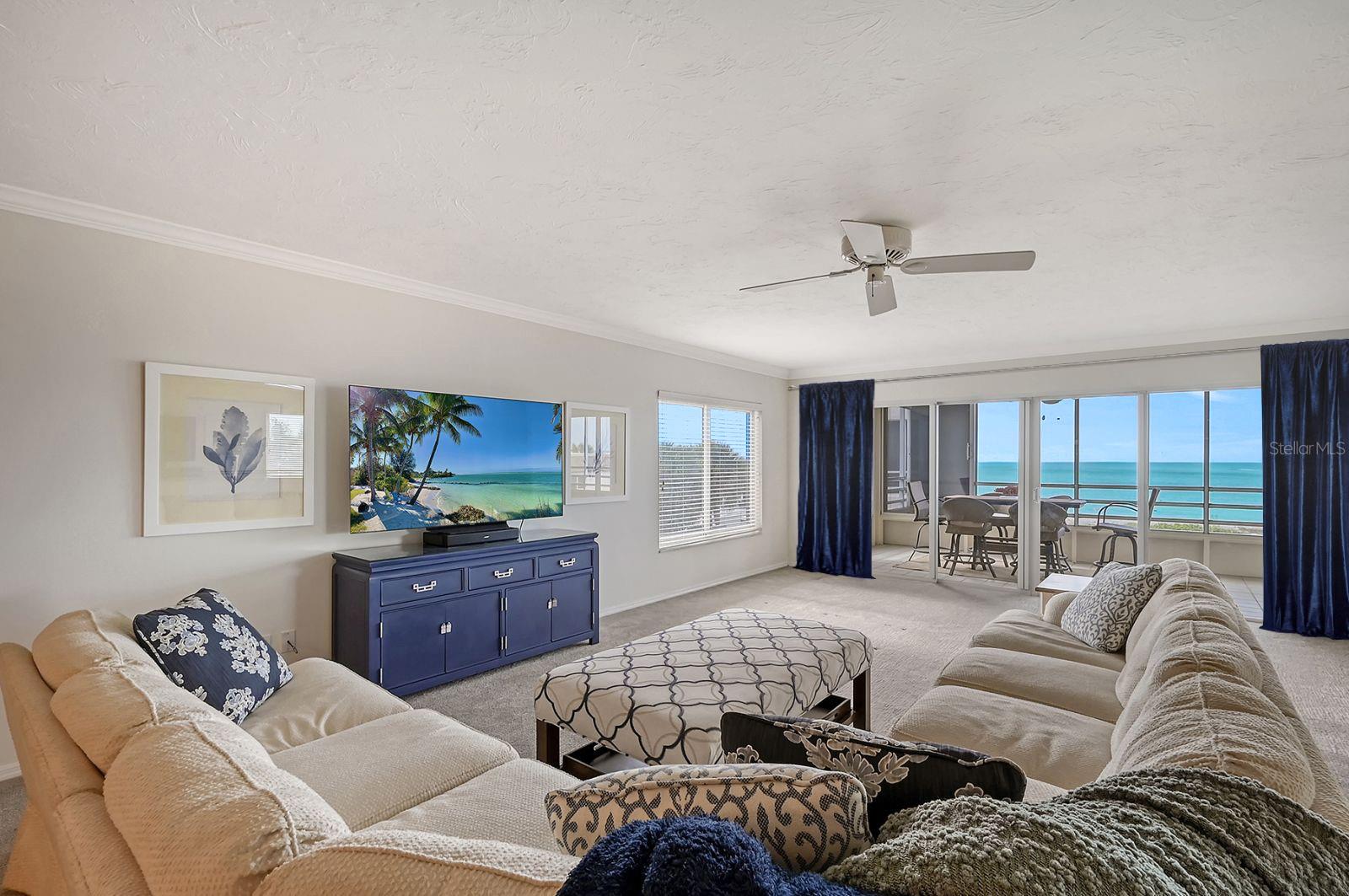 ISLAND SHORES - Residential