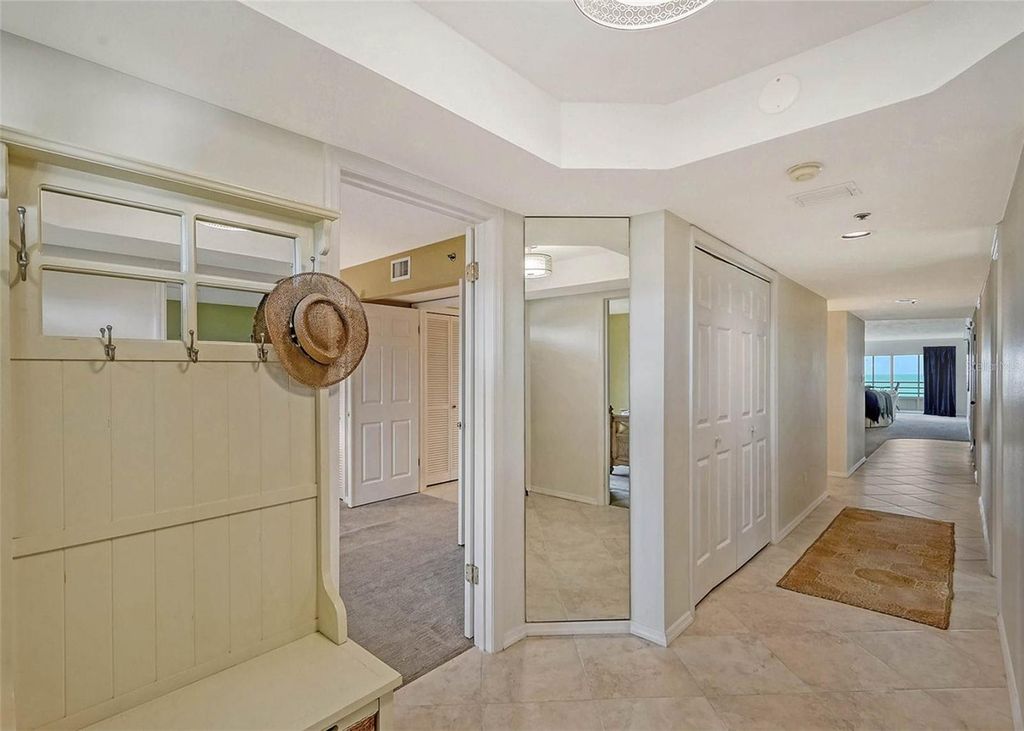 Photo of 550 Flamingo Drive #202, Venice, FL 34285 (MLS # A4678931)