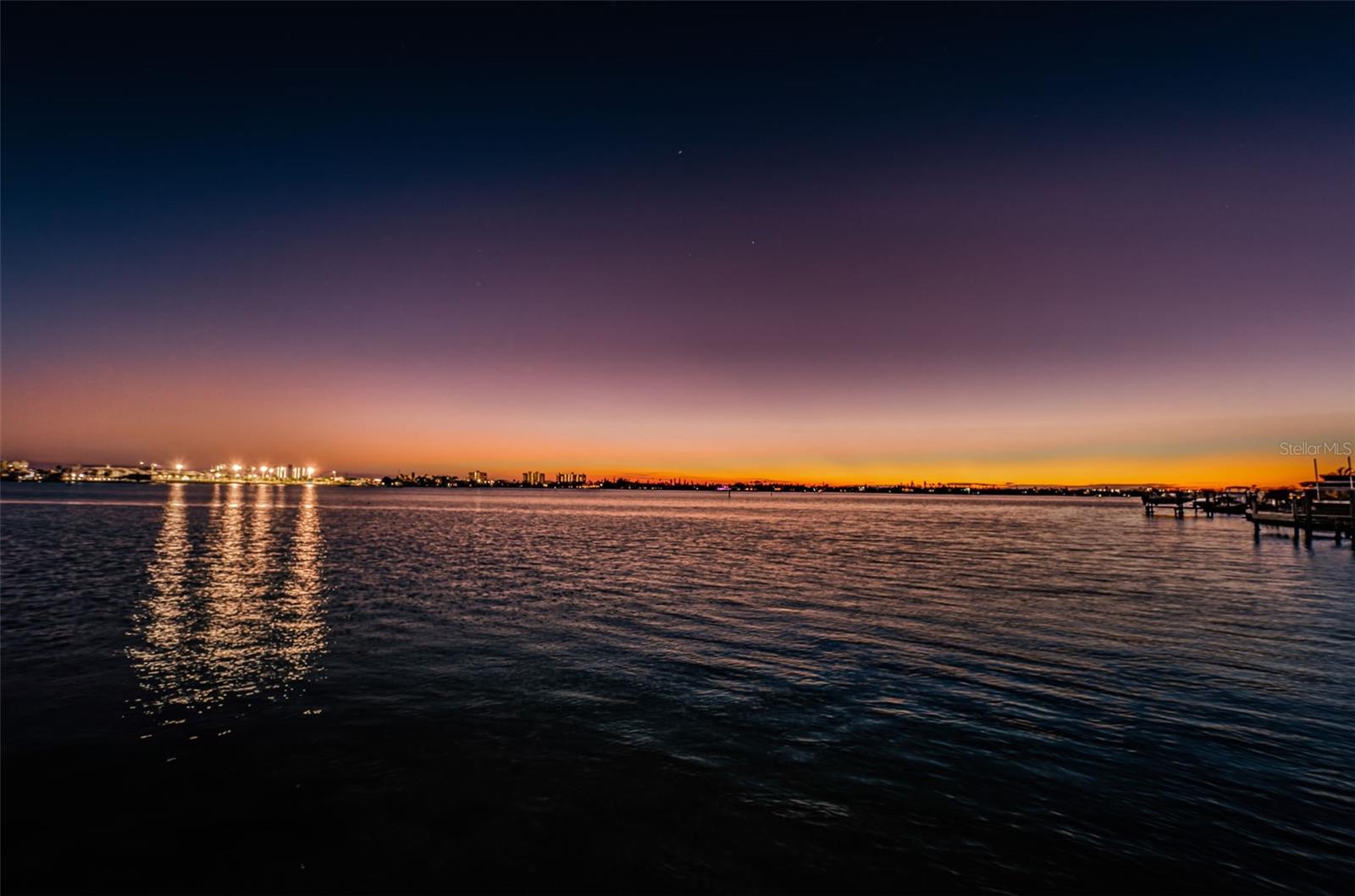 HAMILTON HOUSE THE CONDO - Residential