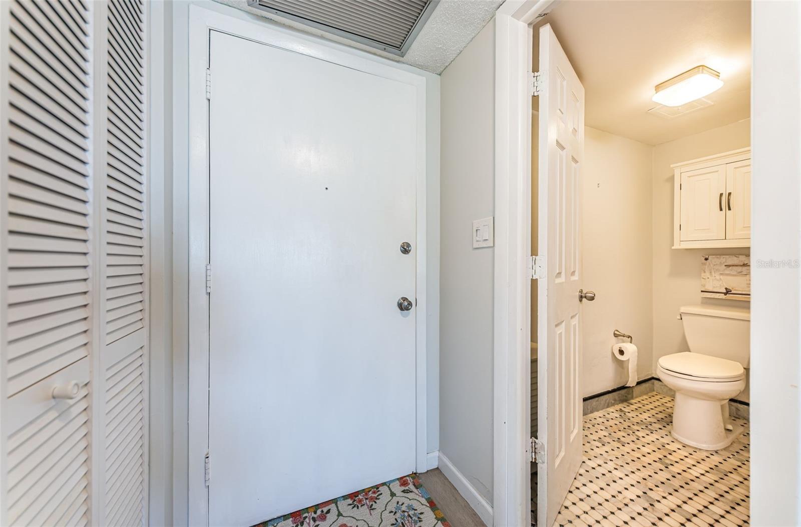 HAMILTON HOUSE THE CONDO - Residential