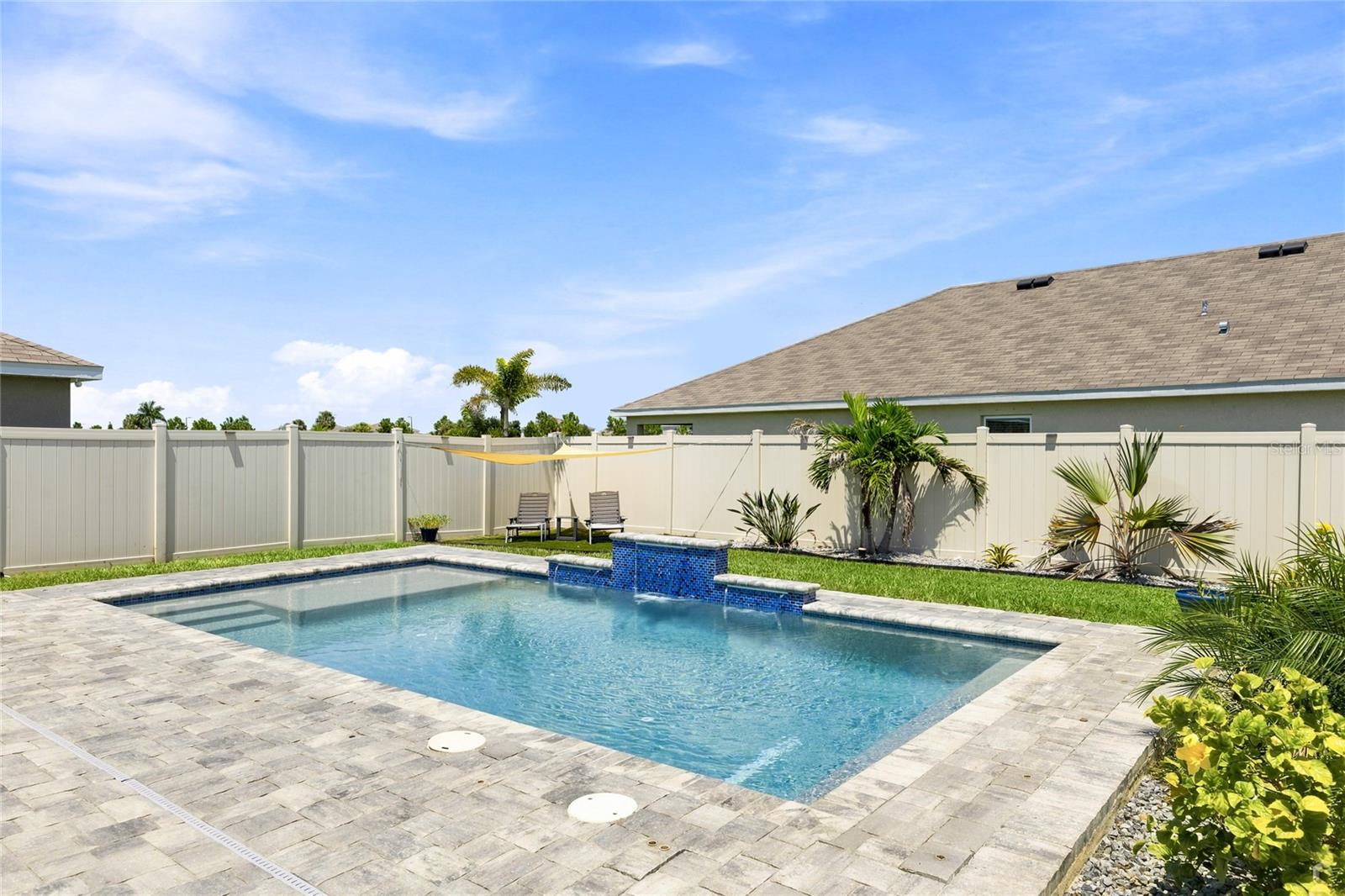 12272 HIGH ROCK WAY