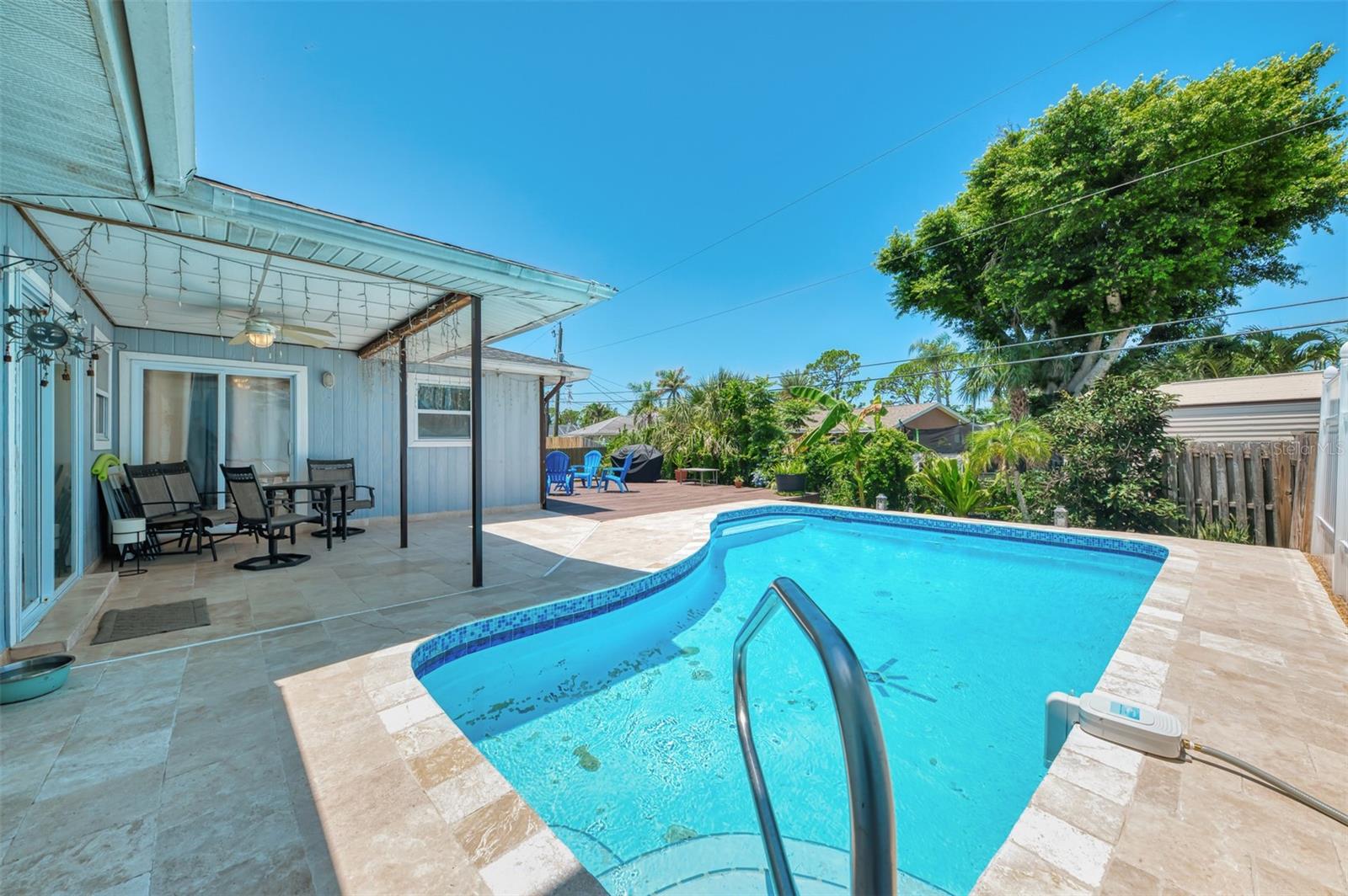 SOUTH VENICE - Residential