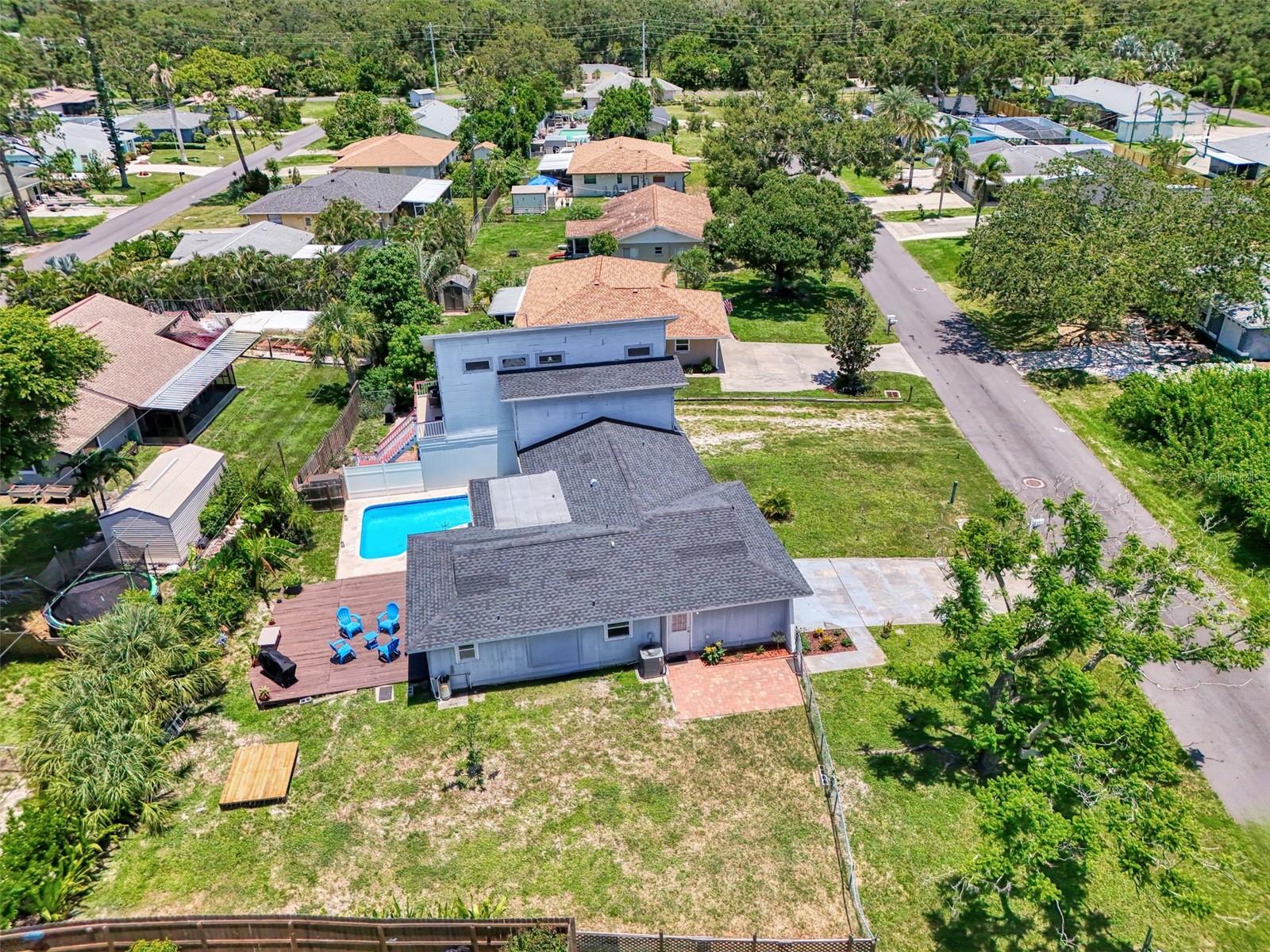 SOUTH VENICE - Residential