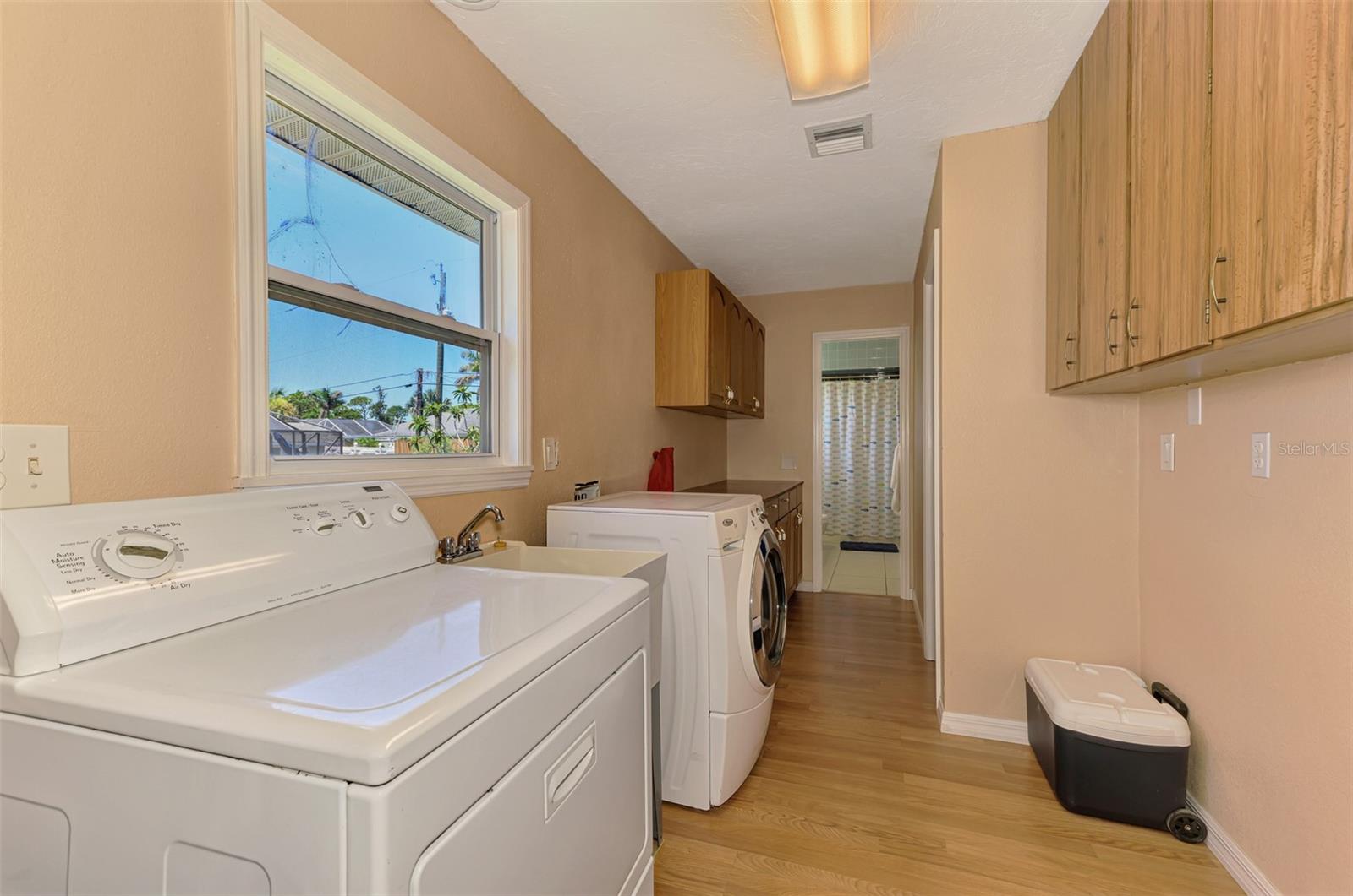 SOUTH VENICE - Residential