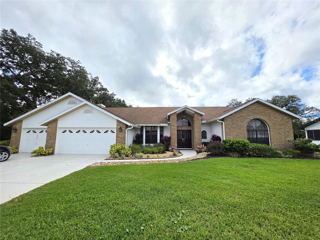 Photo of 9446 Ashley Drive, Weeki Wachee, FL 34613 (MLS # W7880129)