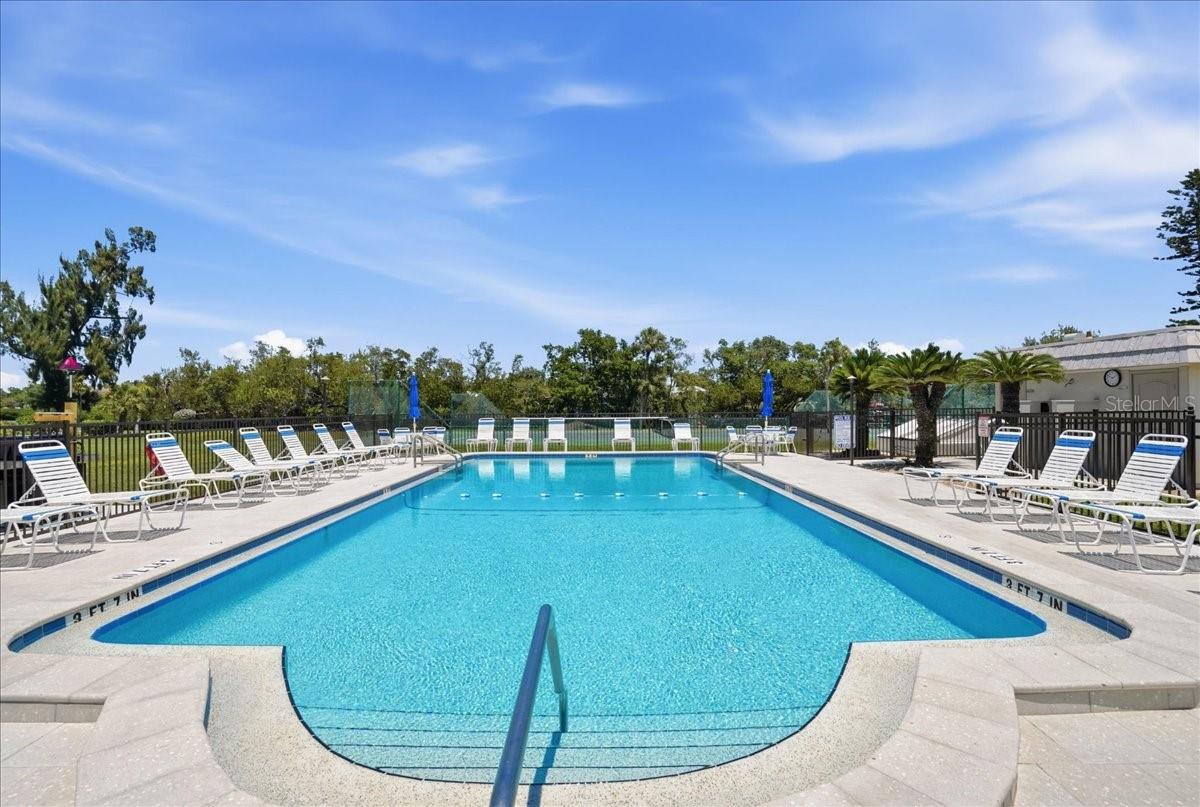 LONGBOAT ARMS - Residential