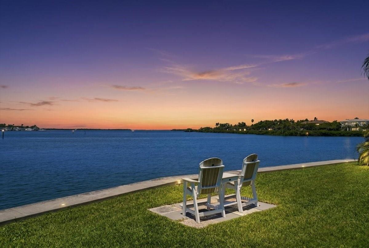 LONGBOAT ARMS - Residential