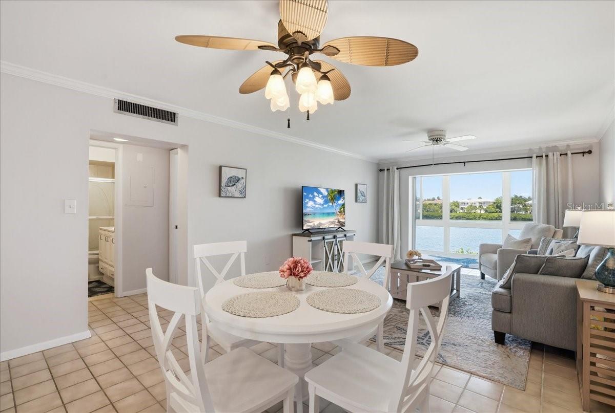 LONGBOAT ARMS - Residential