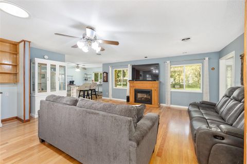 Tiny photo for 301 SW 38th Street, Ocala, FL 34471 (MLS # OM709903)
