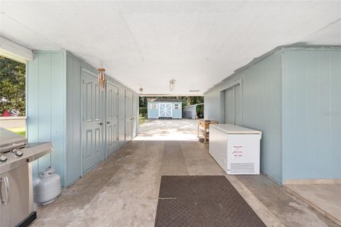 Tiny photo for 301 SW 38th Street, Ocala, FL 34471 (MLS # OM709903)