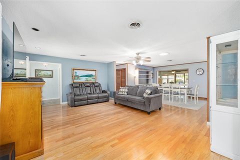 Tiny photo for 301 SW 38th Street, Ocala, FL 34471 (MLS # OM709903)