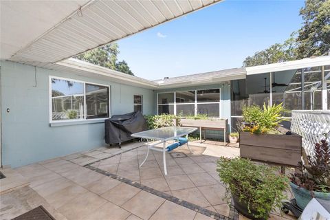 Tiny photo for 301 SW 38th Street, Ocala, FL 34471 (MLS # OM709903)