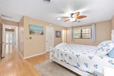 Tiny photo for 301 SW 38th Street, Ocala, FL 34471 (MLS # OM709903)