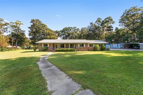 Tiny photo for 301 SW 38th Street, Ocala, FL 34471 (MLS # OM709903)