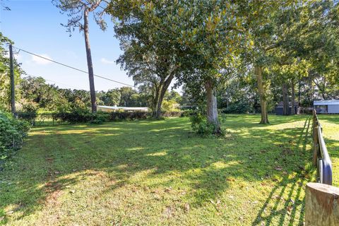 Tiny photo for 301 SW 38th Street, Ocala, FL 34471 (MLS # OM709903)