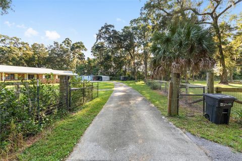 Tiny photo for 301 SW 38th Street, Ocala, FL 34471 (MLS # OM709903)