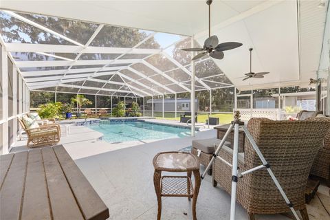 Tiny photo for 301 SW 38th Street, Ocala, FL 34471 (MLS # OM709903)