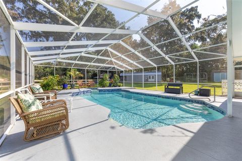 Tiny photo for 301 SW 38th Street, Ocala, FL 34471 (MLS # OM709903)
