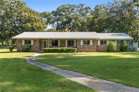 Tiny photo for 301 SW 38th Street, Ocala, FL 34471 (MLS # OM709903)