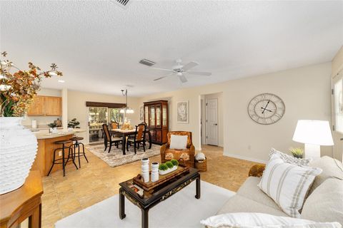 Single Family Residence in THE VILLAGES FL 16883 96TH CHAPELWOOD CIRCLE 9.jpg