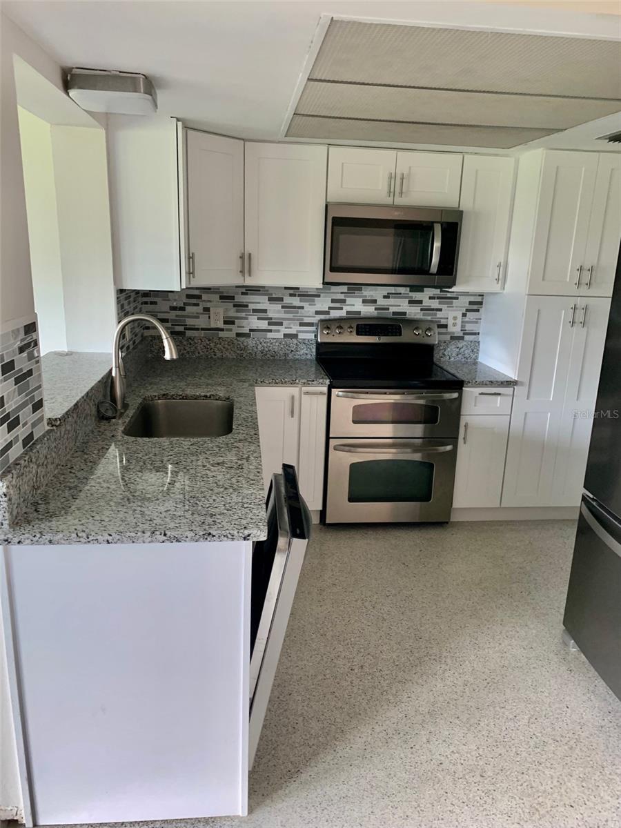 PORT CHARLOTTE SEC 007 - Residential Lease