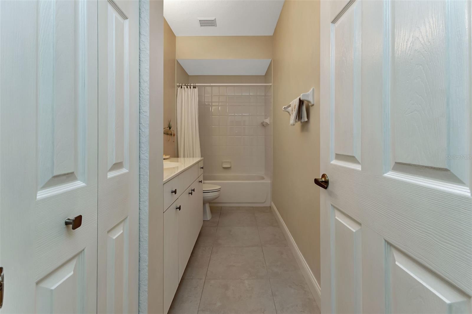 HARBOR WALK PH 03 - Residential