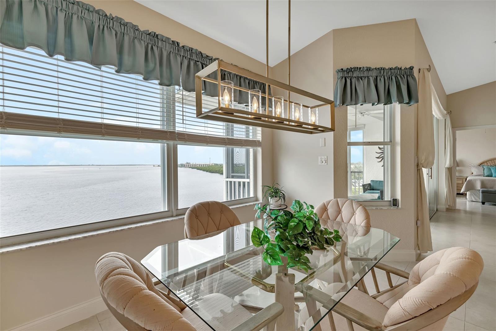 HARBOR WALK PH 03 - Residential