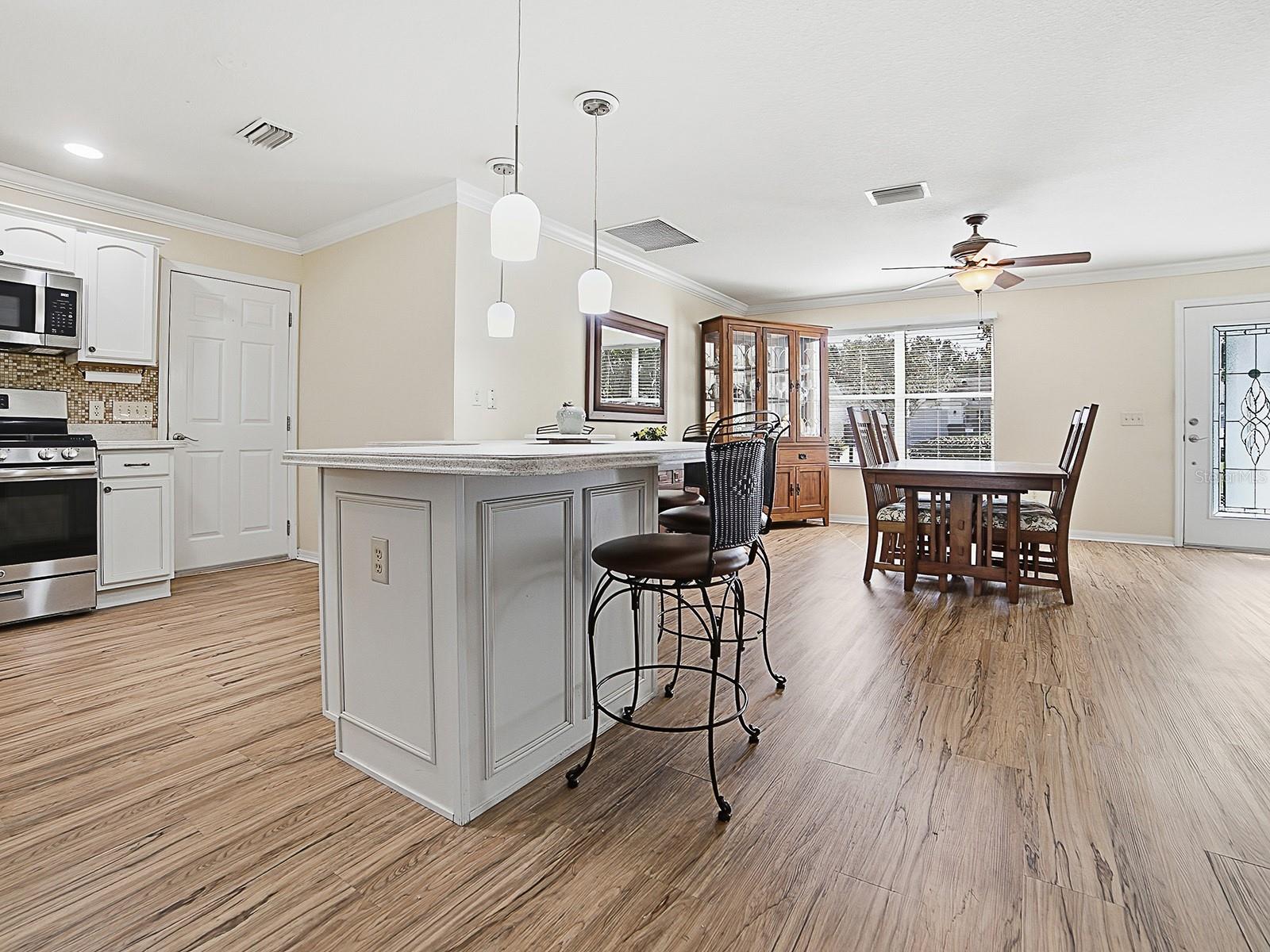 299 MERCER WAY