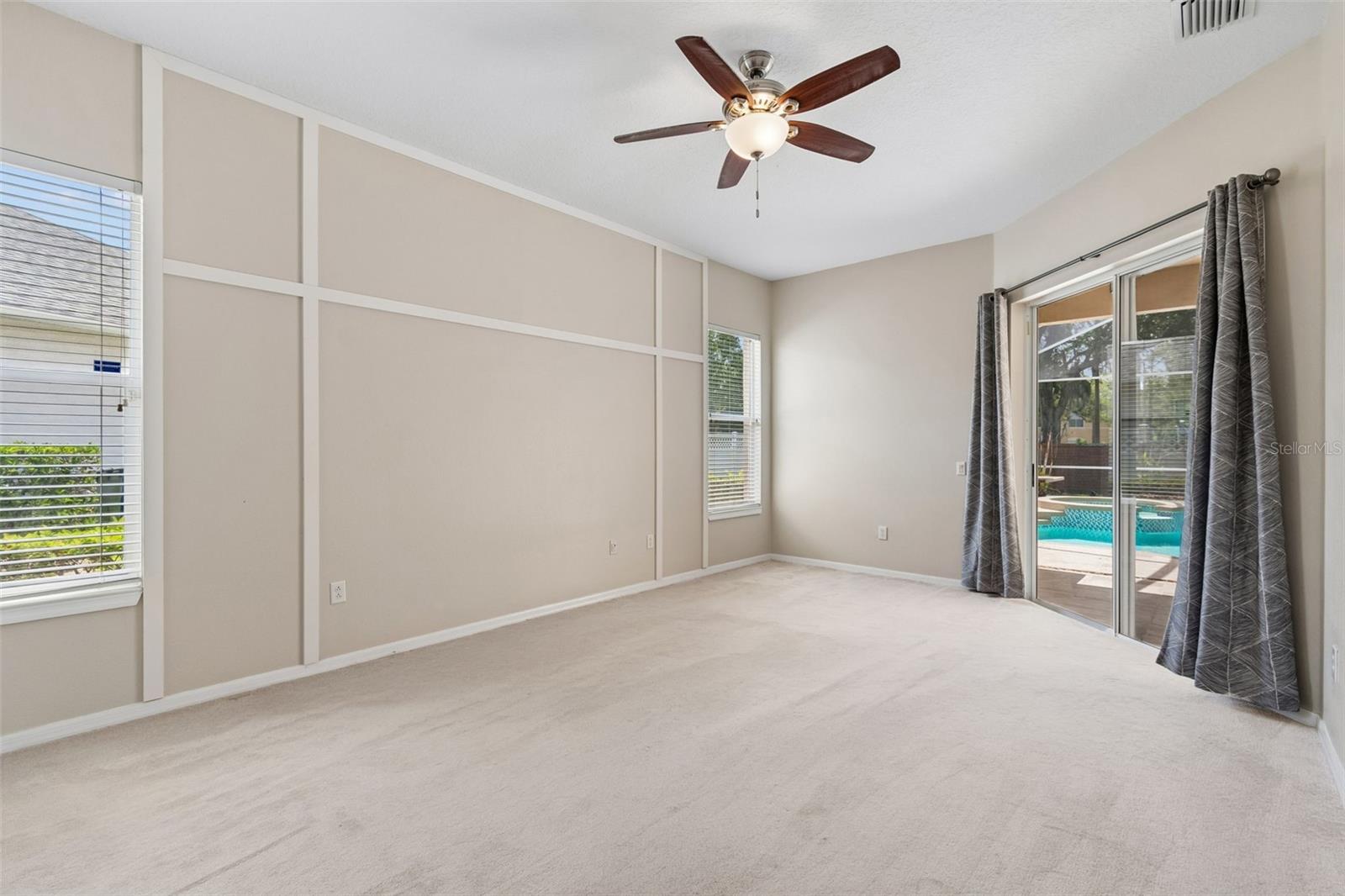 TAMPA PALMS AREA 4 PRCL 21 R - Residential