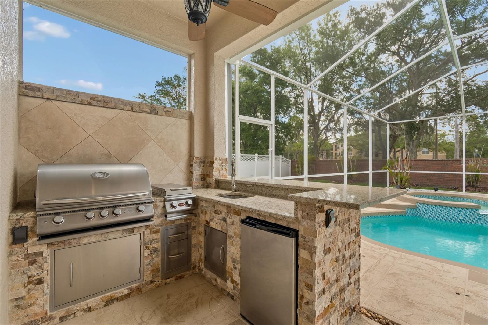 TAMPA PALMS AREA 4 PRCL 21 R - Residential