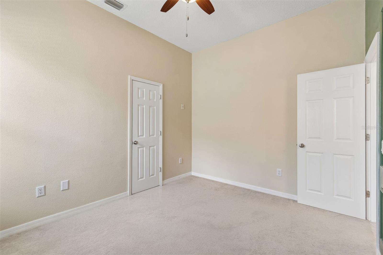 TAMPA PALMS AREA 4 PRCL 21 R - Residential