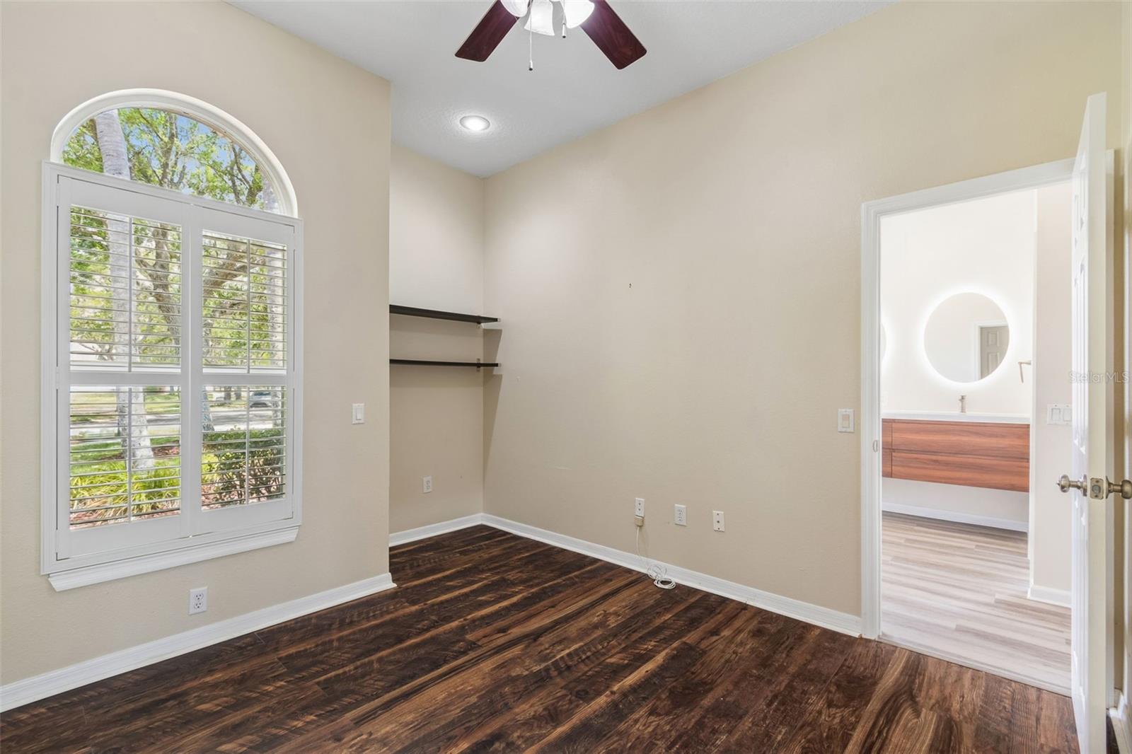 TAMPA PALMS AREA 4 PRCL 21 R - Residential