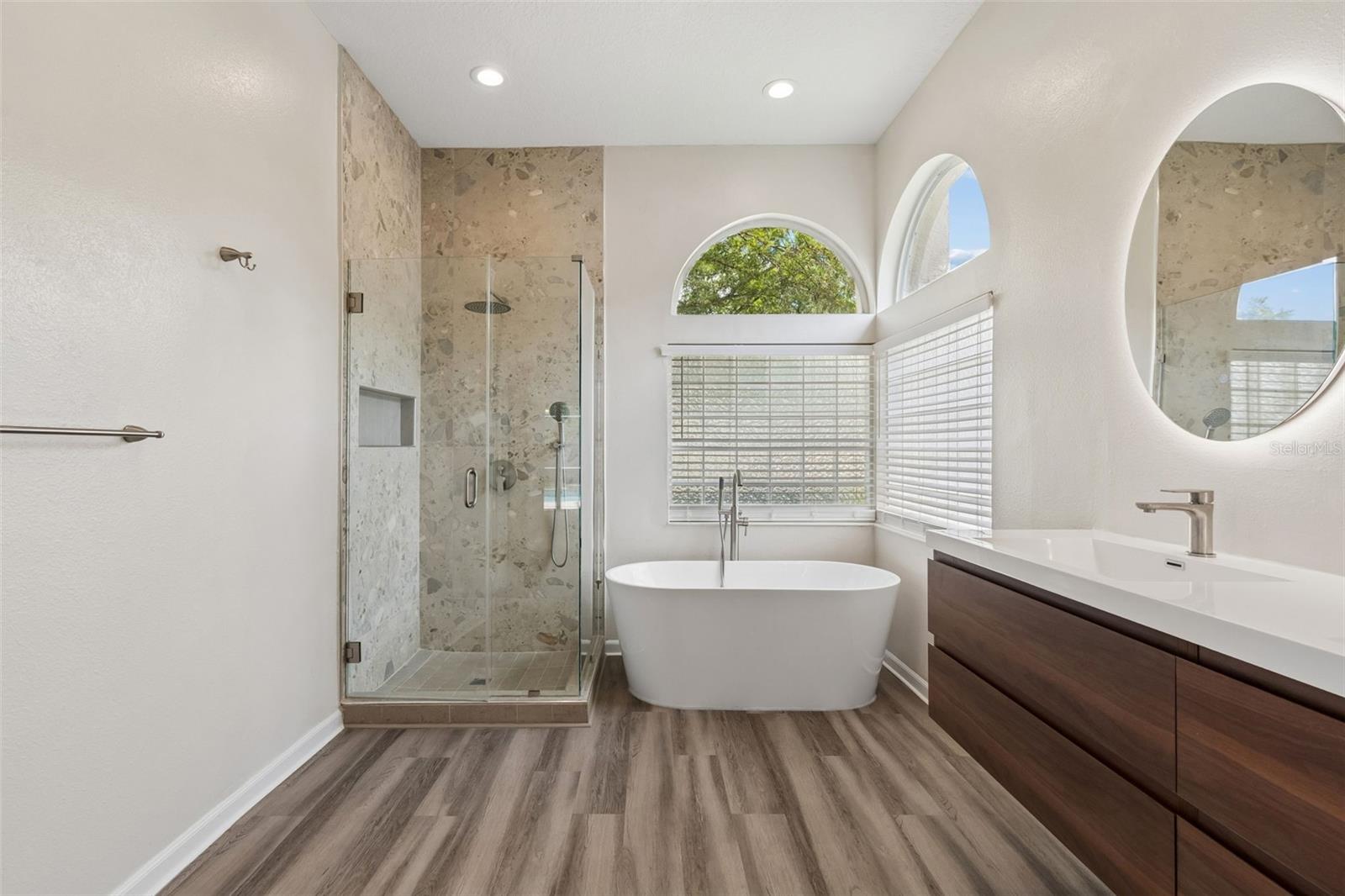 TAMPA PALMS AREA 4 PRCL 21 R - Residential