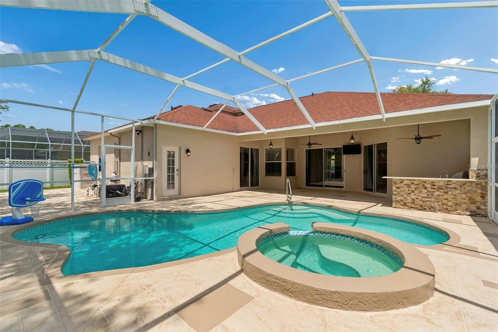 TAMPA PALMS AREA 4 PRCL 21 R - Residential