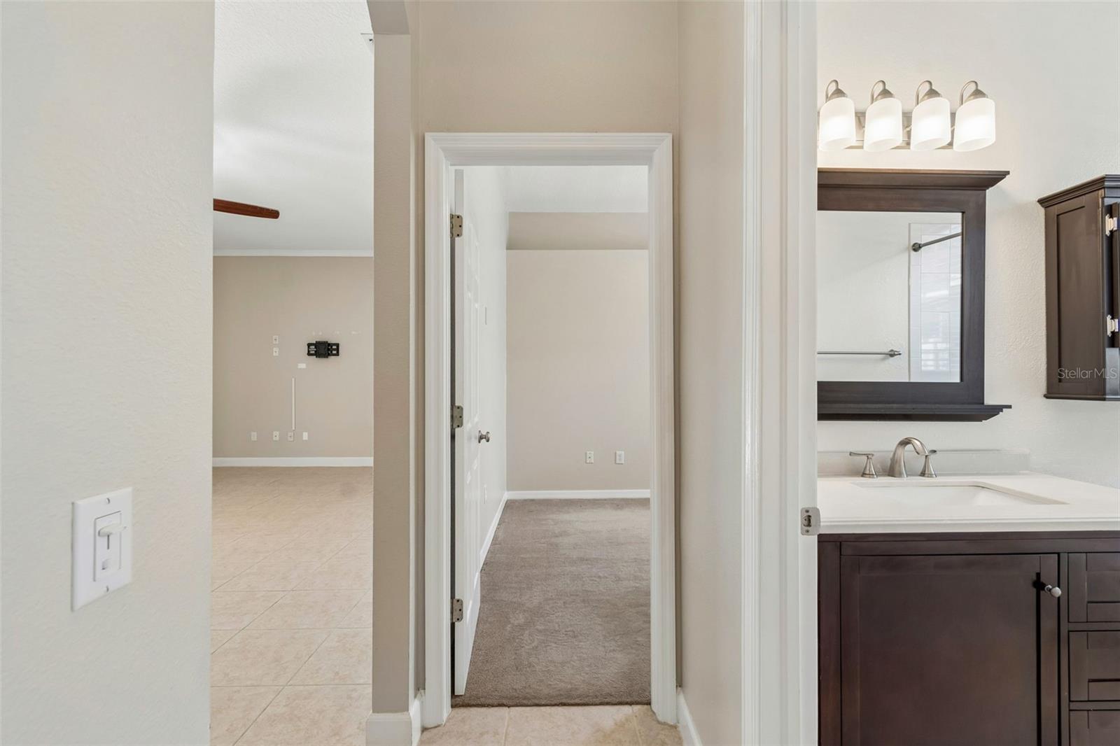 TAMPA PALMS AREA 4 PRCL 21 R - Residential